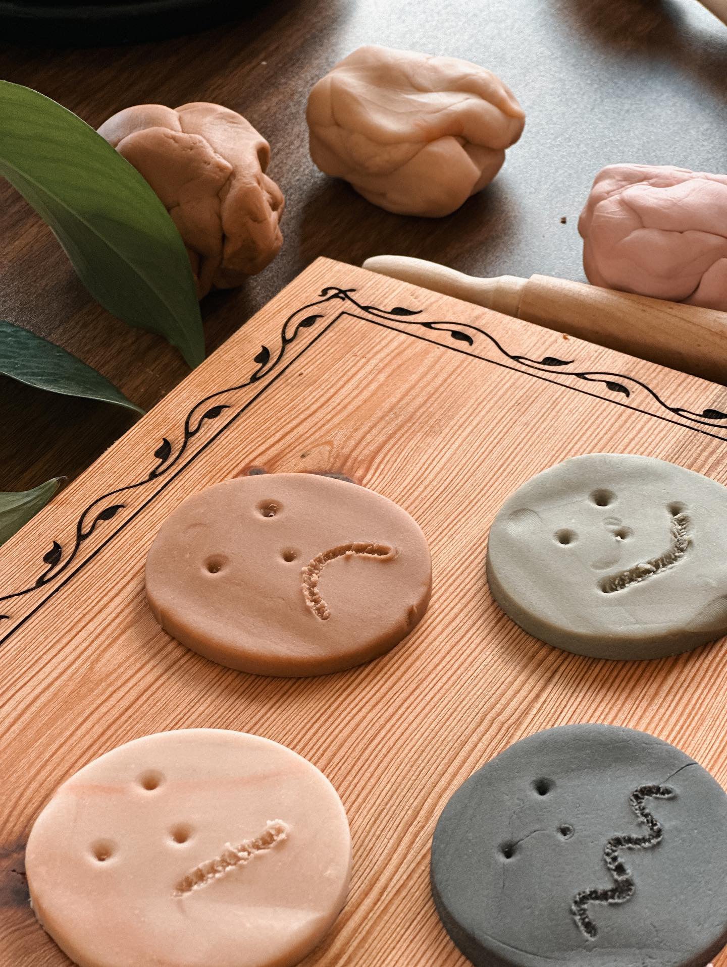 Claydough-Neutral Earth