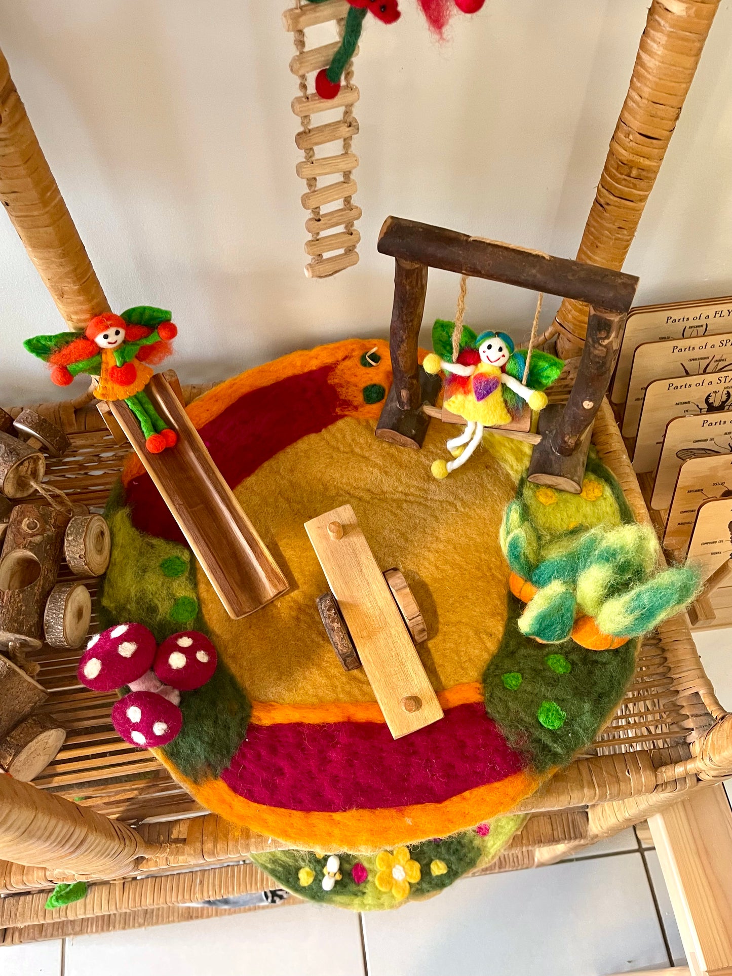 Seasonal Felt Play Mat -Autumn