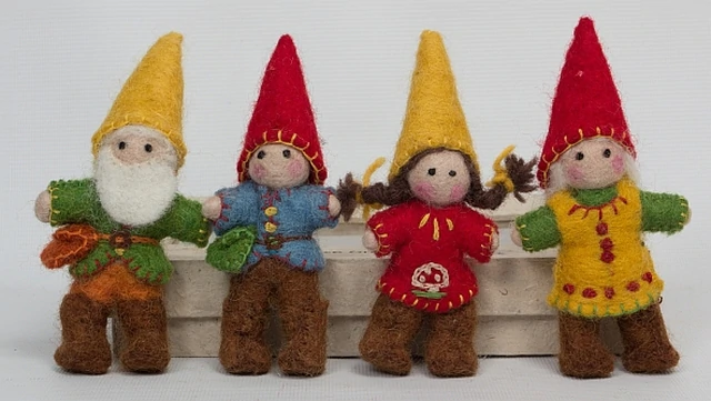 Gnome Family - set of 4