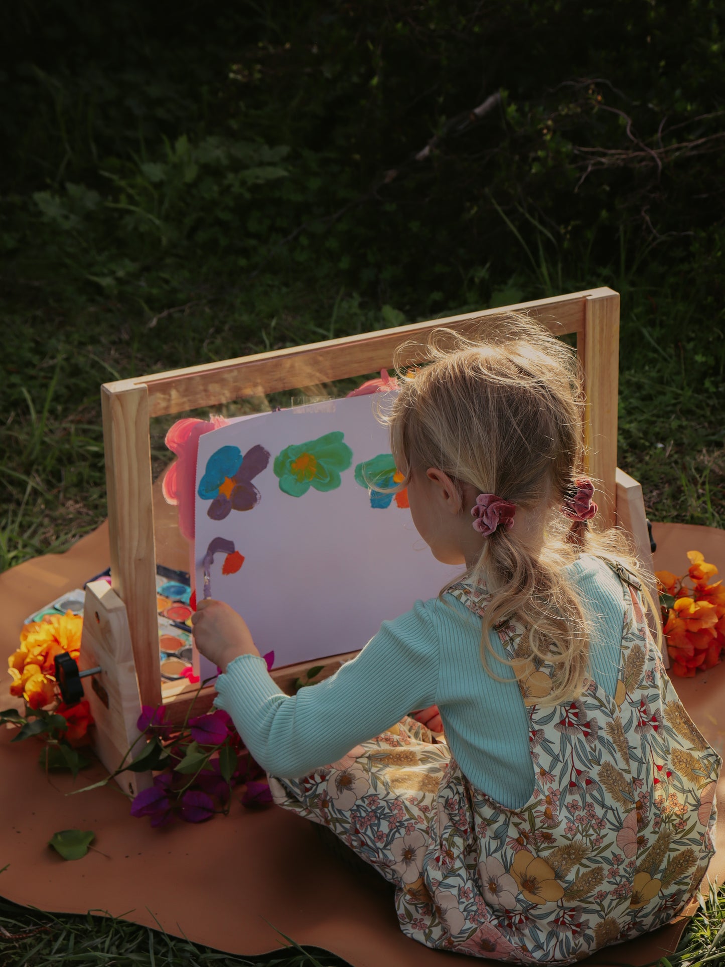 4 In 1 Easel