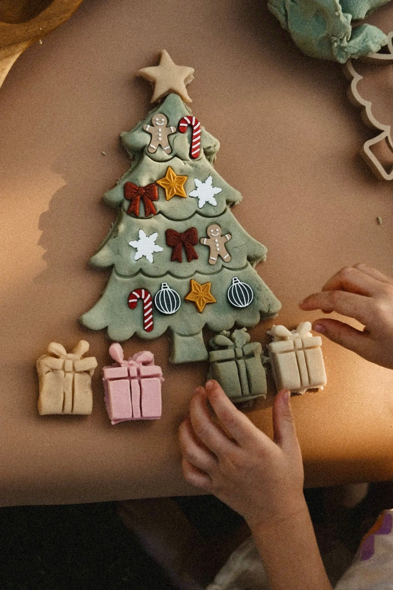Christmas Tree Playdough Decorating Kit