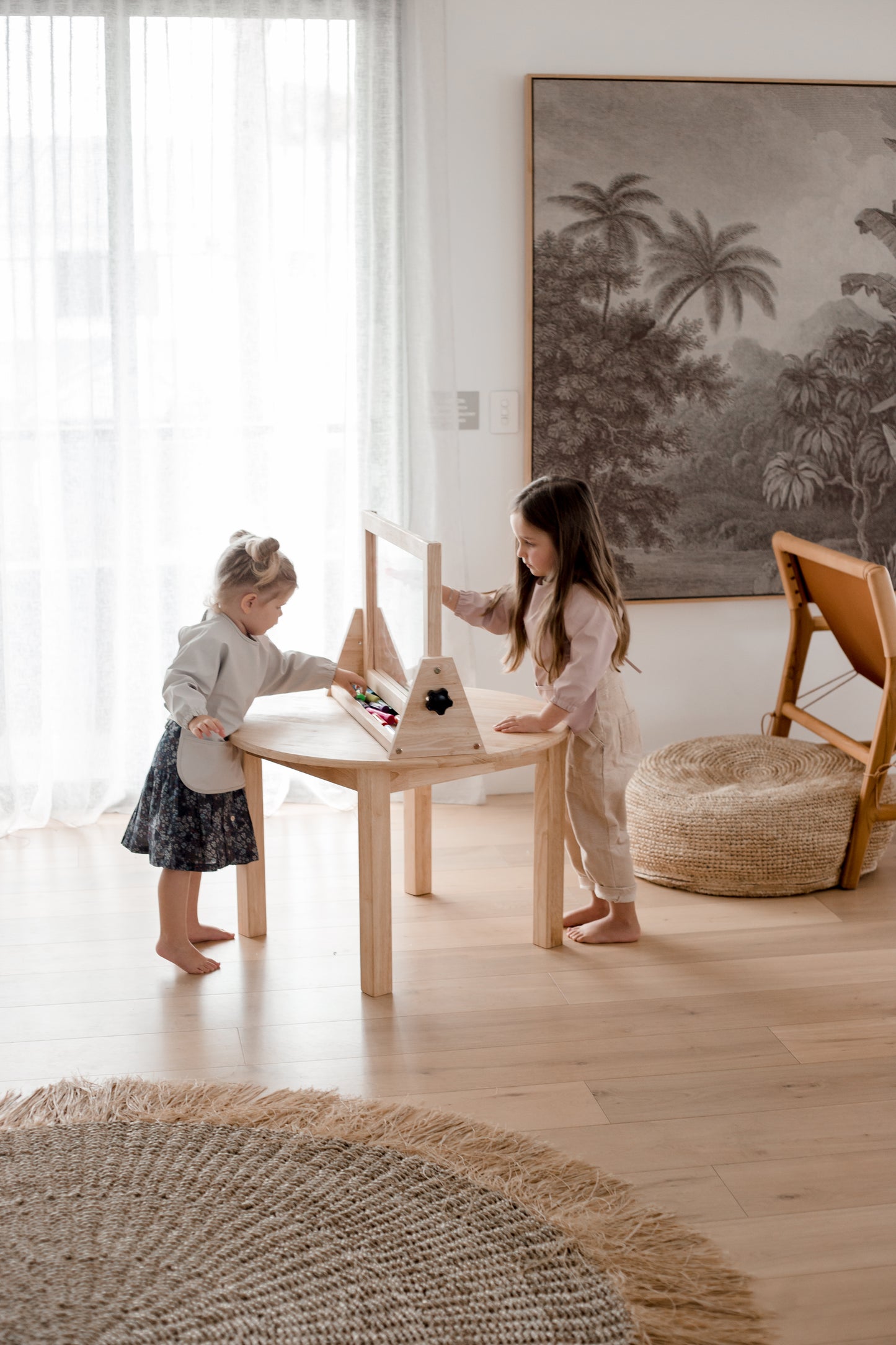 4 In 1 Easel